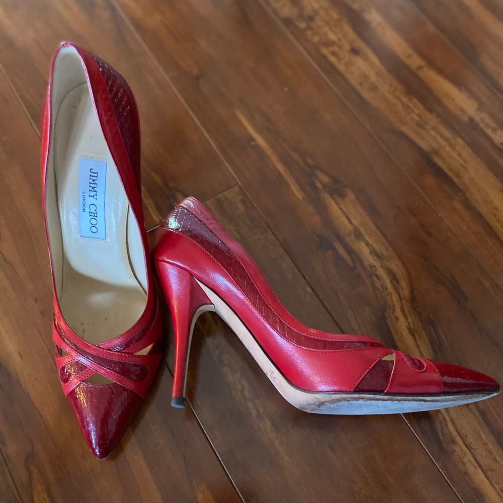 GORGEOUS Previously owned Jimmy Choo Heels - Picture 2 of 8